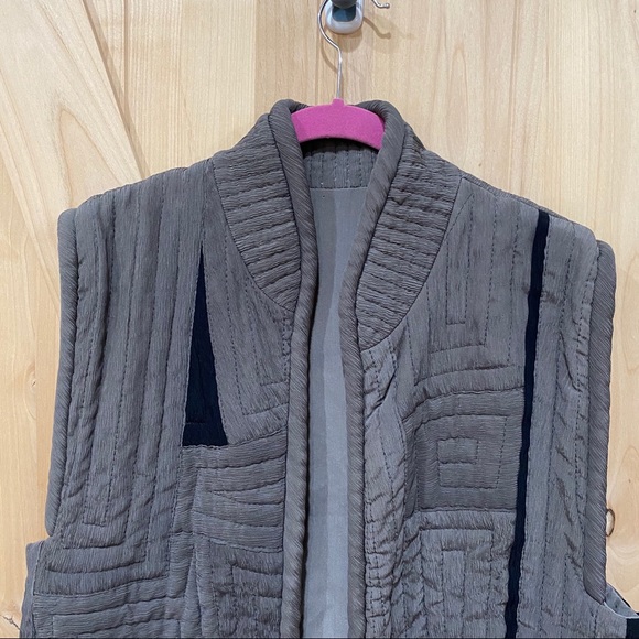 Kiss of the Wolf Quilt Silk Vest Sz M Art To Wear - Picture 3 of 12